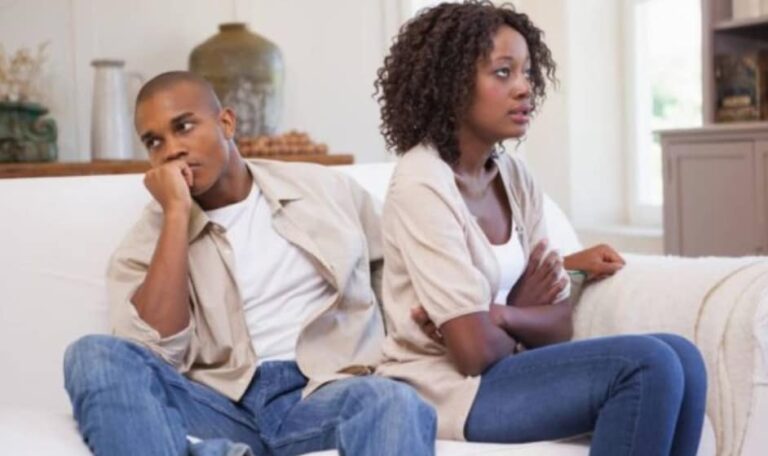 Emotional Detachment 14 Signs Of Emotional Detachment In A Relationship