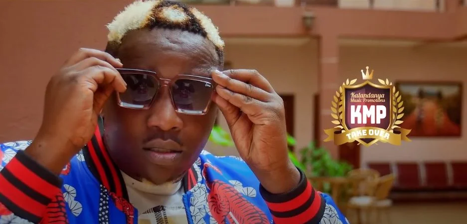 Chester ft Krummy - Akamusango MP3 Download