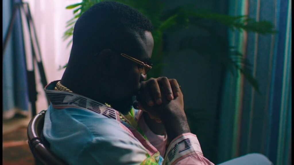 Sarkodie ft Oxlade - Non Living Thing Video