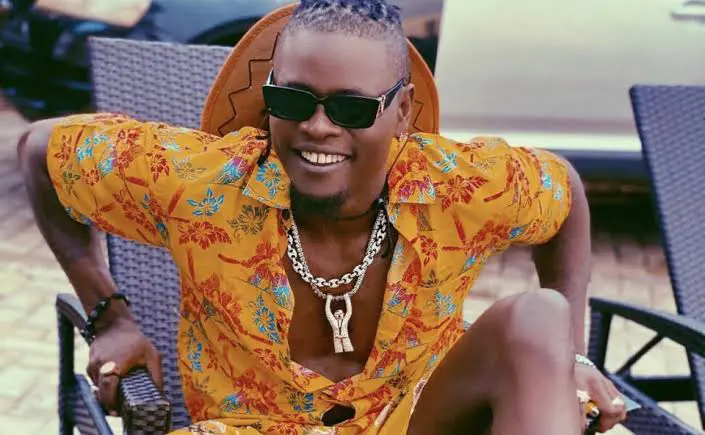Pallaso ft Vian Music - Omu MP3 Download