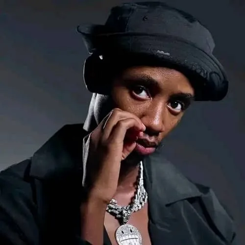 Scotts Maphuma – Hamba Nabo MP3 Download